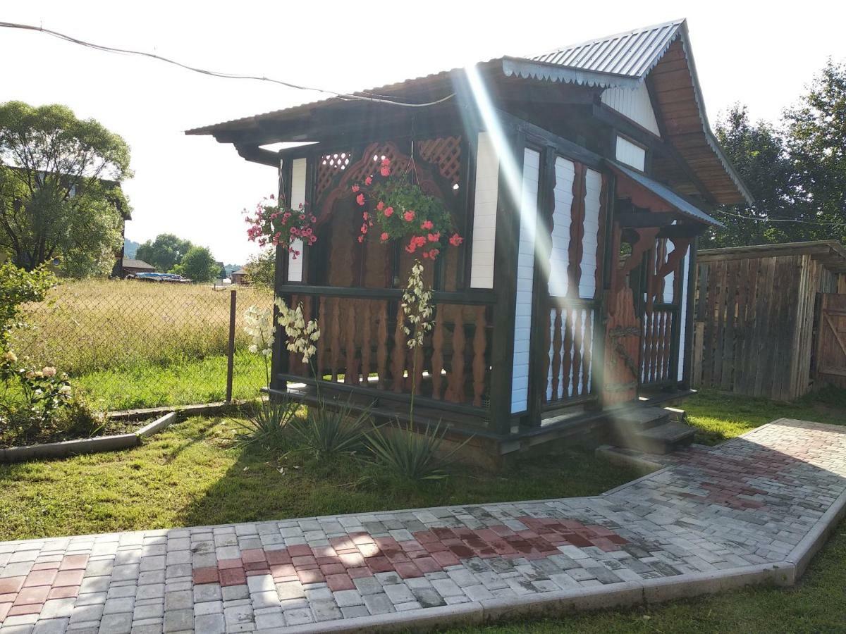 "Різьбярська Садиба" 斯拉夫西克 外观 照片