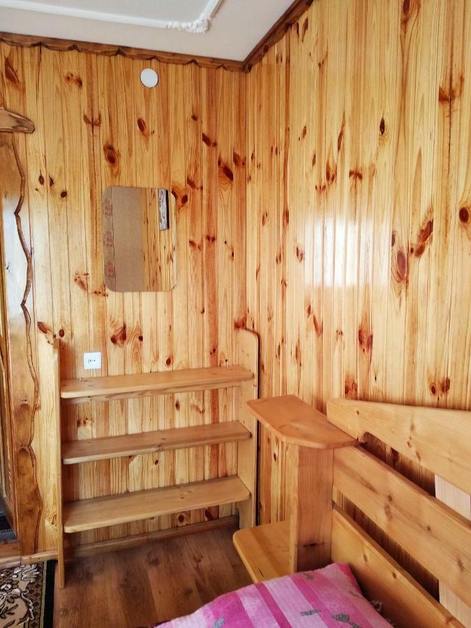 "Різьбярська Садиба" 斯拉夫西克 外观 照片